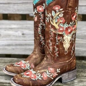 Meet your Posher, Jillian